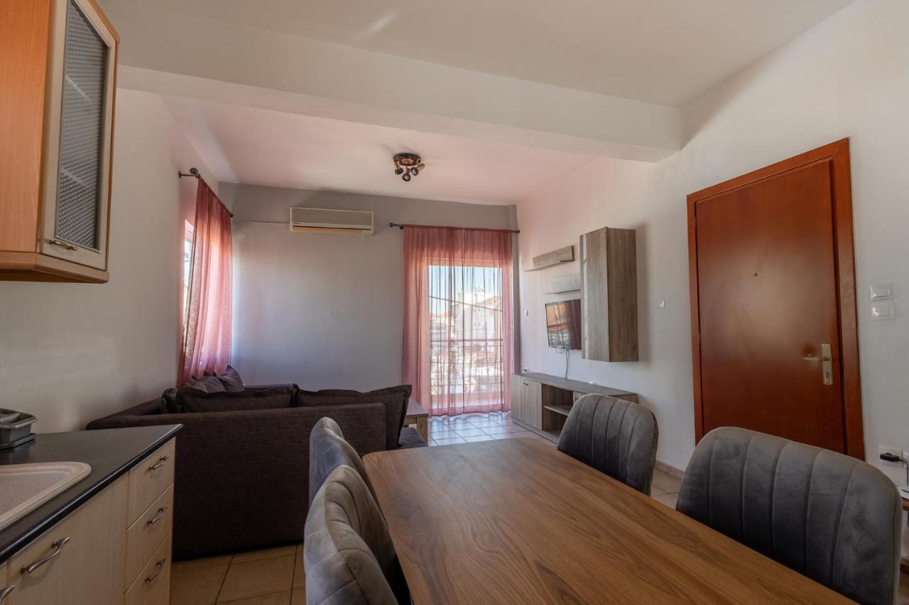 Deluxe Apartment La Larissa Eksteriør billede